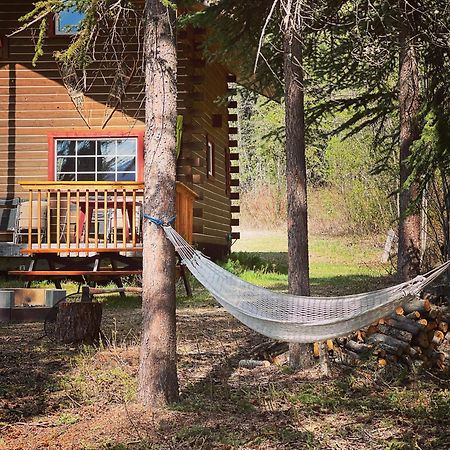 Little Atlin Lodge Tagish Ngoại thất bức ảnh