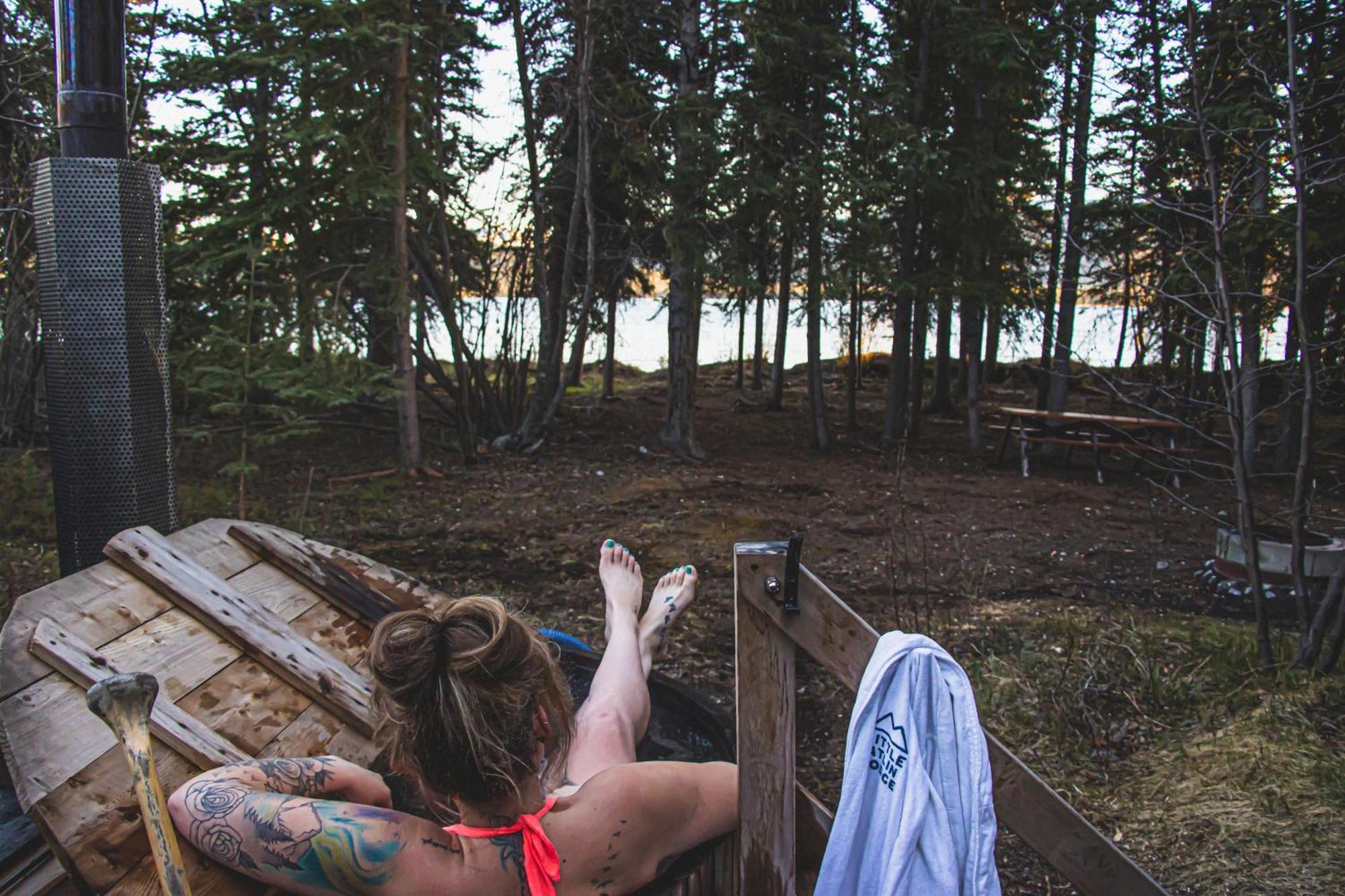 Little Atlin Lodge Tagish Ngoại thất bức ảnh