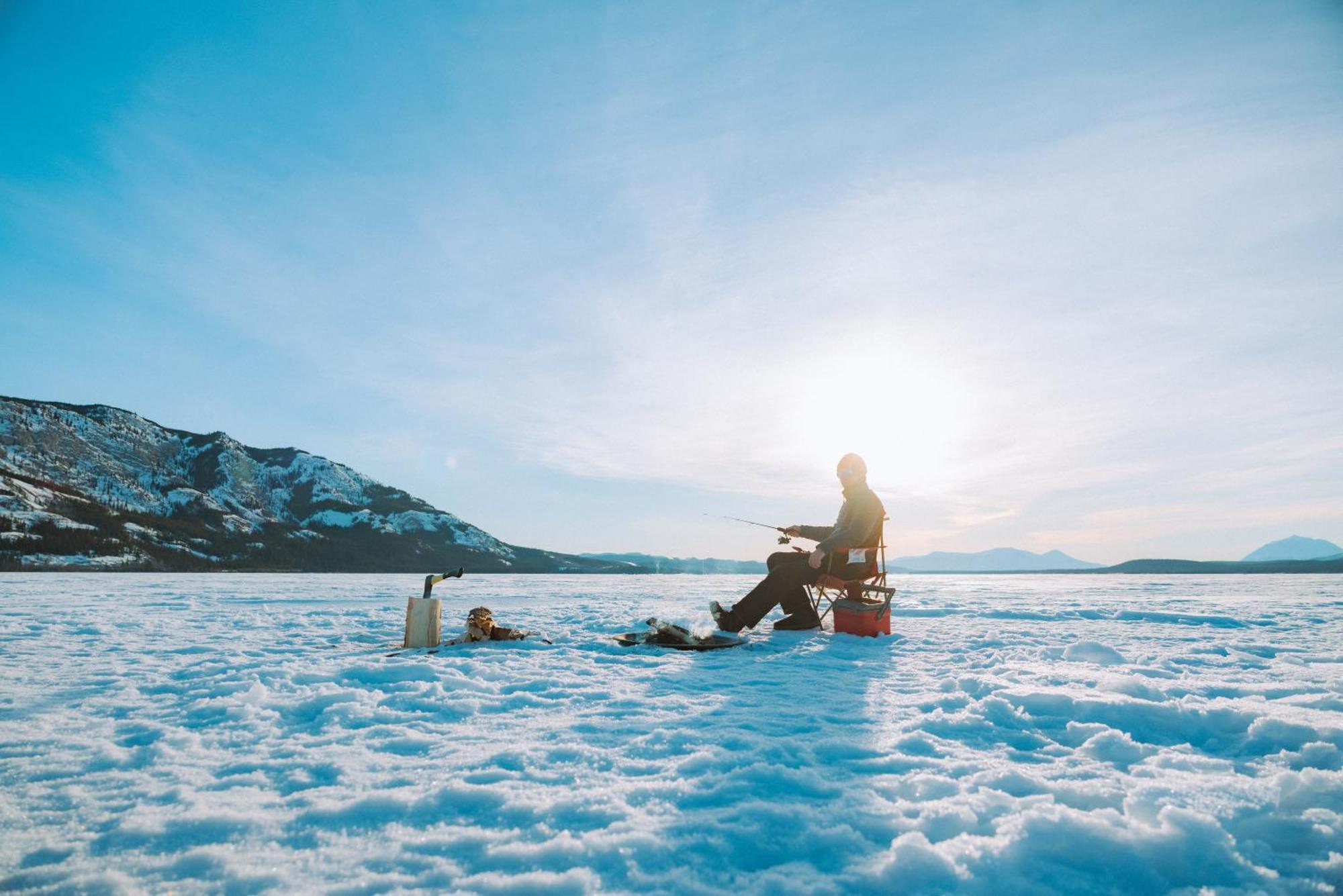Little Atlin Lodge Tagish Ngoại thất bức ảnh
