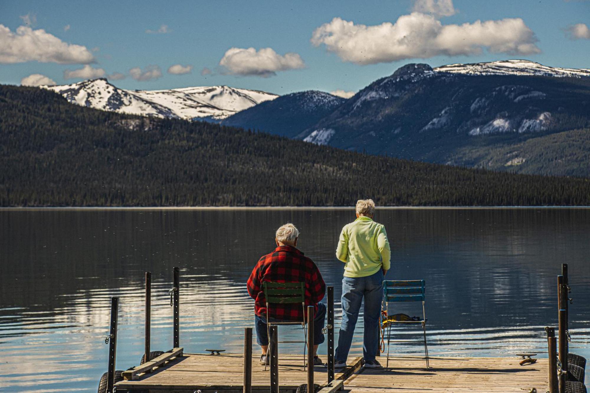 Little Atlin Lodge Tagish Ngoại thất bức ảnh