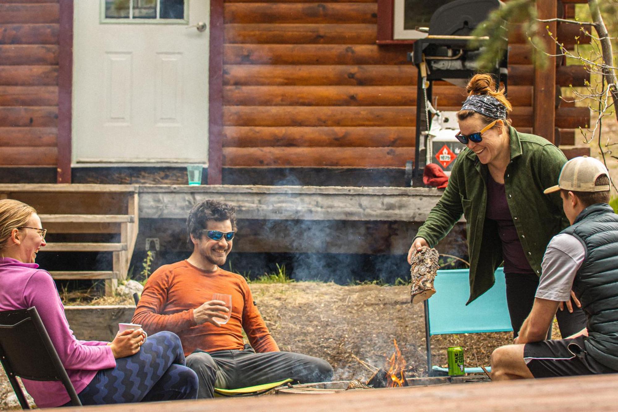 Little Atlin Lodge Tagish Ngoại thất bức ảnh