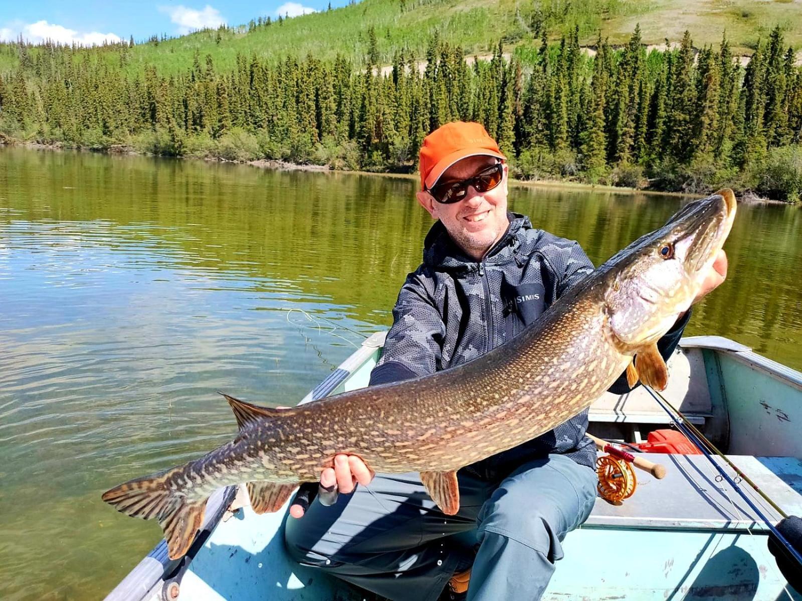 Little Atlin Lodge Tagish Ngoại thất bức ảnh