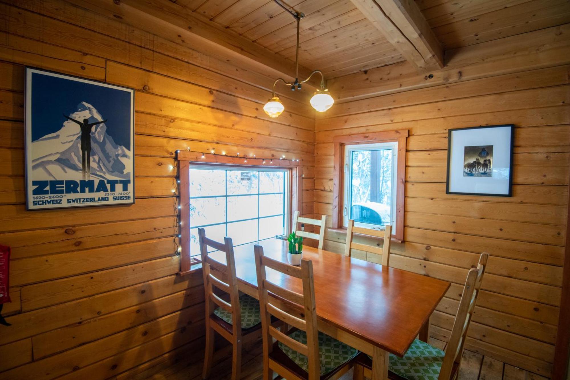 Little Atlin Lodge Tagish Ngoại thất bức ảnh